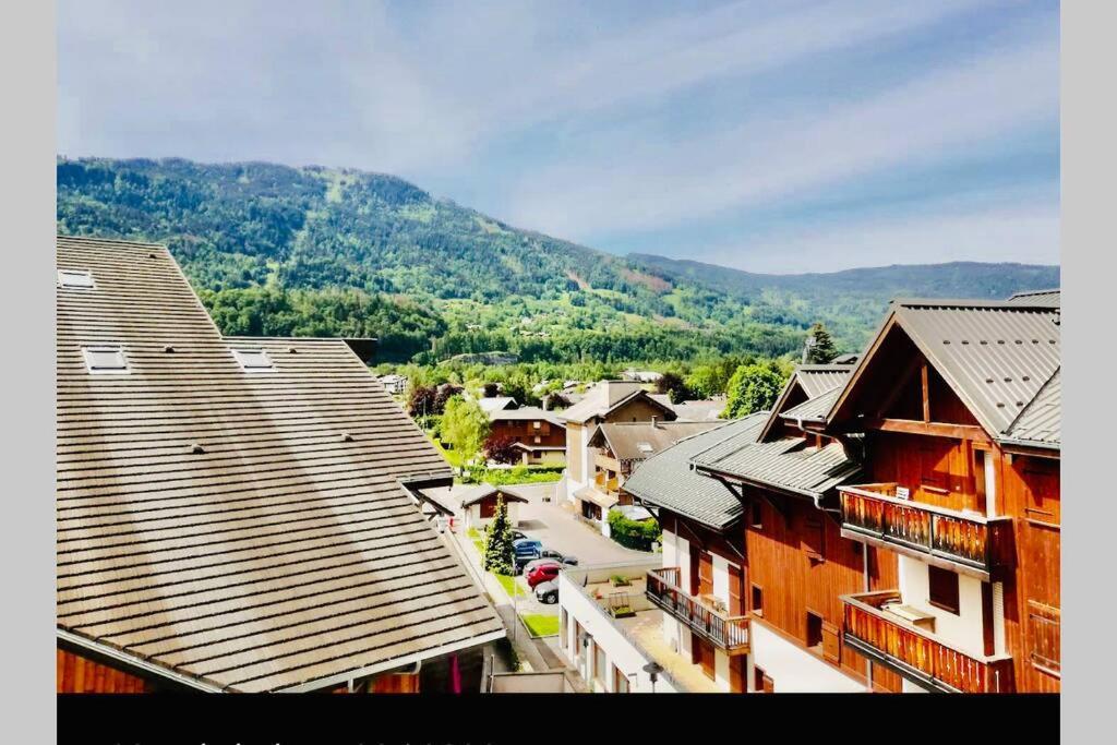 Superbe Appartement Au Centre De Samoëns Exterior foto